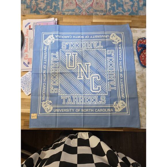 1950s UNC Tarheels Bandana Sealed And Never Opened Mint Condition - Picture 2 of 16